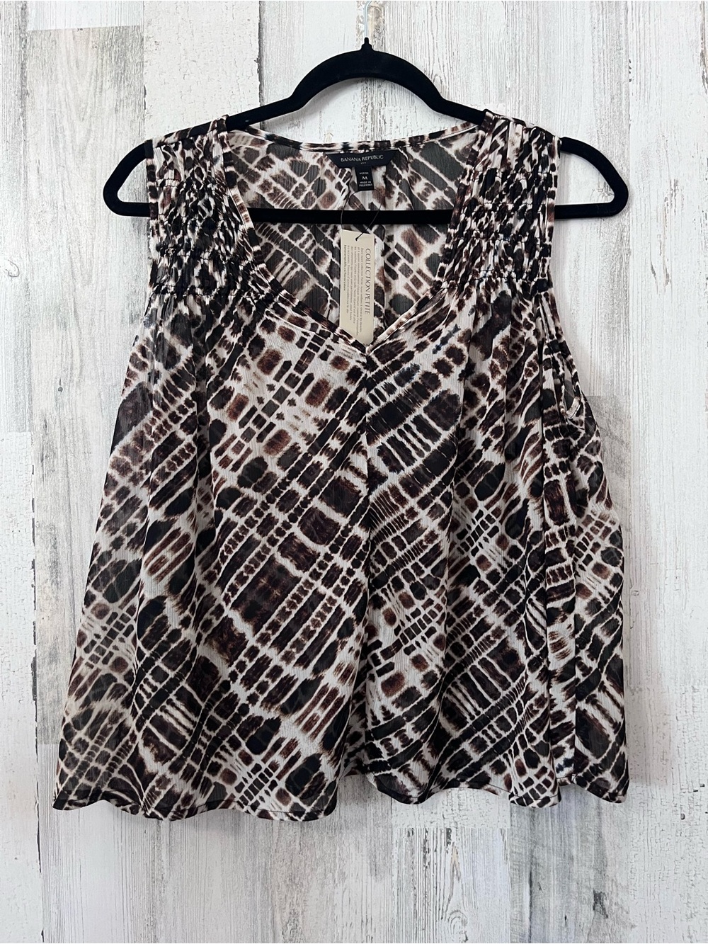 Banana Republic Brown and Cream Leopard Print Sleeveless V-Neck Sheer Top MP NWt